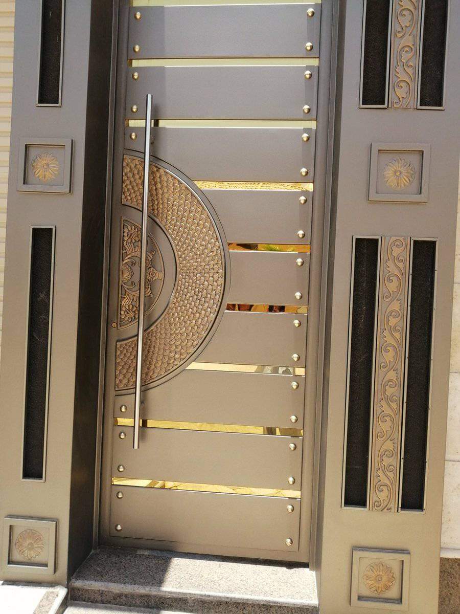 فني حدادة أبواب حديد تصنيع وتوريد الرياض