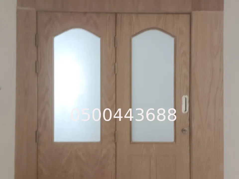 ورشة ابواب خشب خارجية بالرياض
